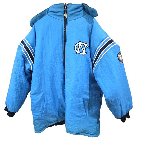 Pro Player Size 2XL Men's North Carolina Tar Heels 90's Reversible Hooded Coat